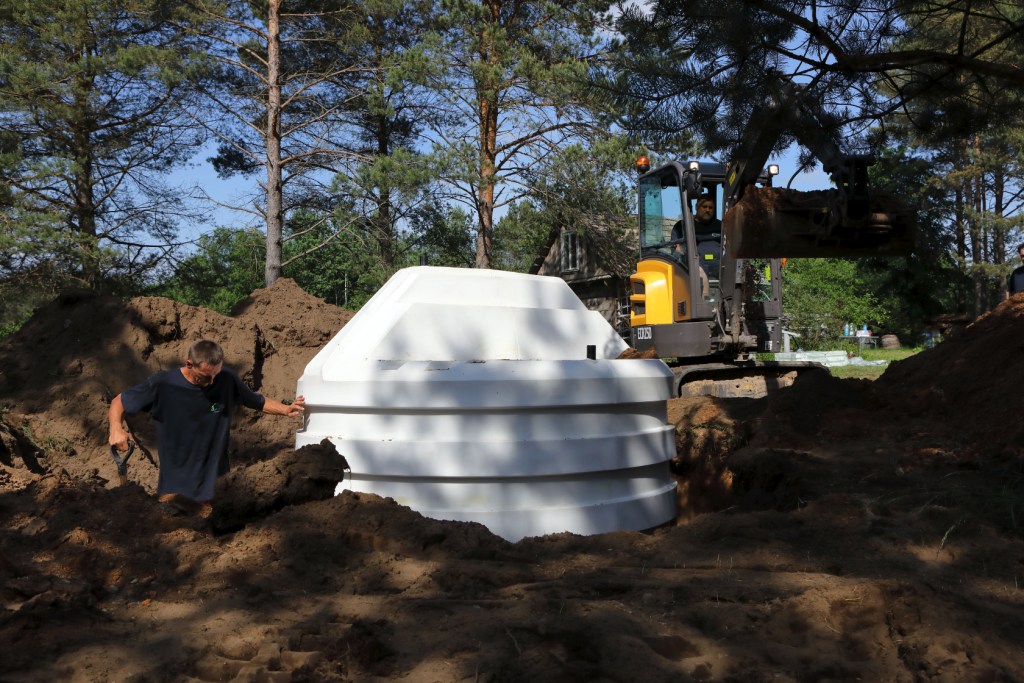 Zdjecie montazowe Piwnica ogrodowa Natural FRIDGE ®, spiżarnia 2,5 m cylindryczny  Nasza realizacja Natural Fridge -