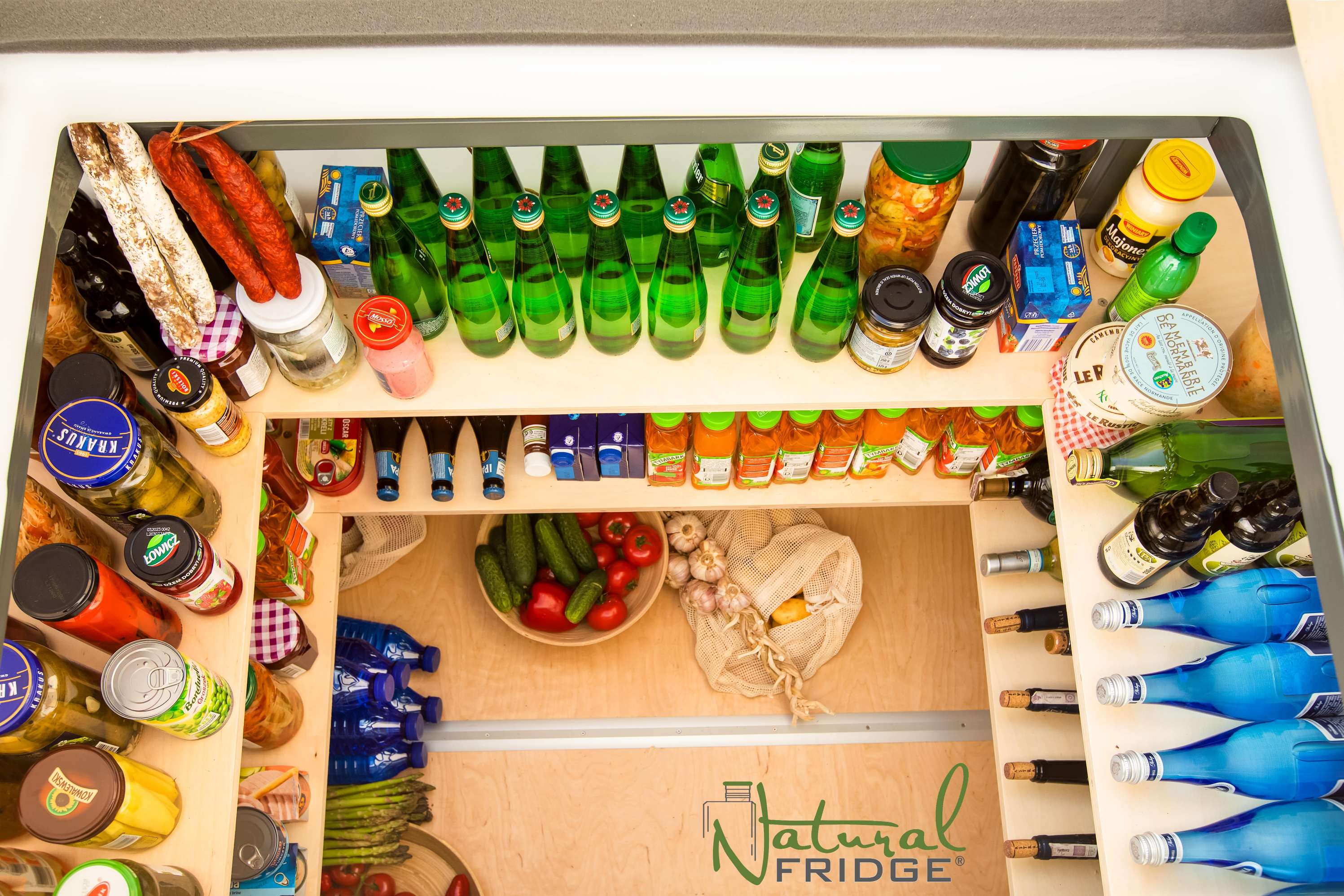 Piwniczki przydomowe Natural FRIDGE ® 1,2 m x 1,6 m z plastik - plastikowa piwnica z Polski 2022 ziemianka 2 rzędy półek. Nasza ziemianka ma bardzo dużo miejsca do przechowywania. Półki są zamocowane na  Piwniczka 120x160 Natural Fridge  9 980  zł