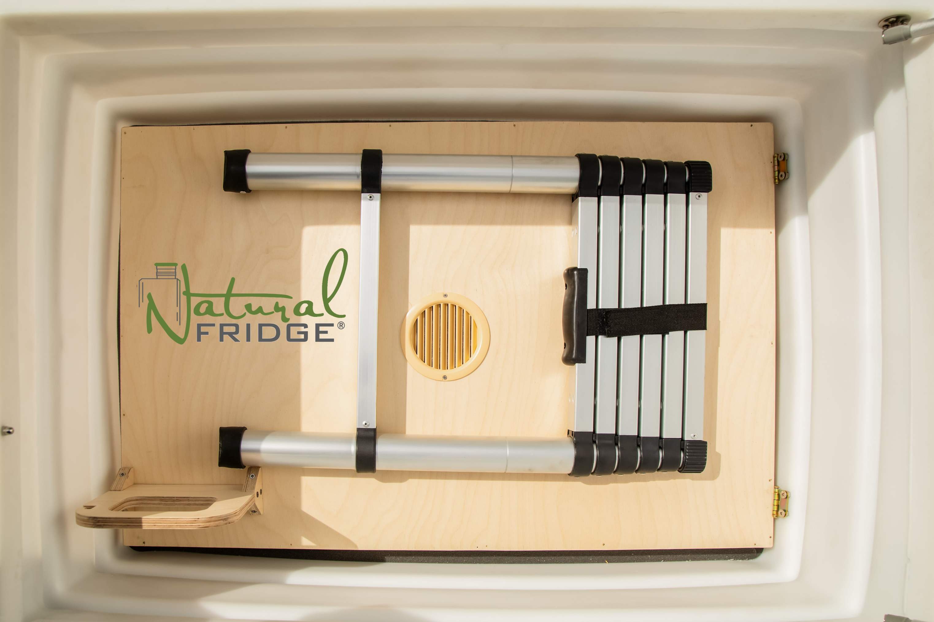 Piwniczki przydomowe Natural FRIDGE ® 1,2 m x 1,6 m z plastik - plastikowa piwnica z Polski 2022 ziemianka a grubość ścianki wynosi między 12-15 mm.  Rama Piwniczka 120x160 Natural Fridge  9 980  zł