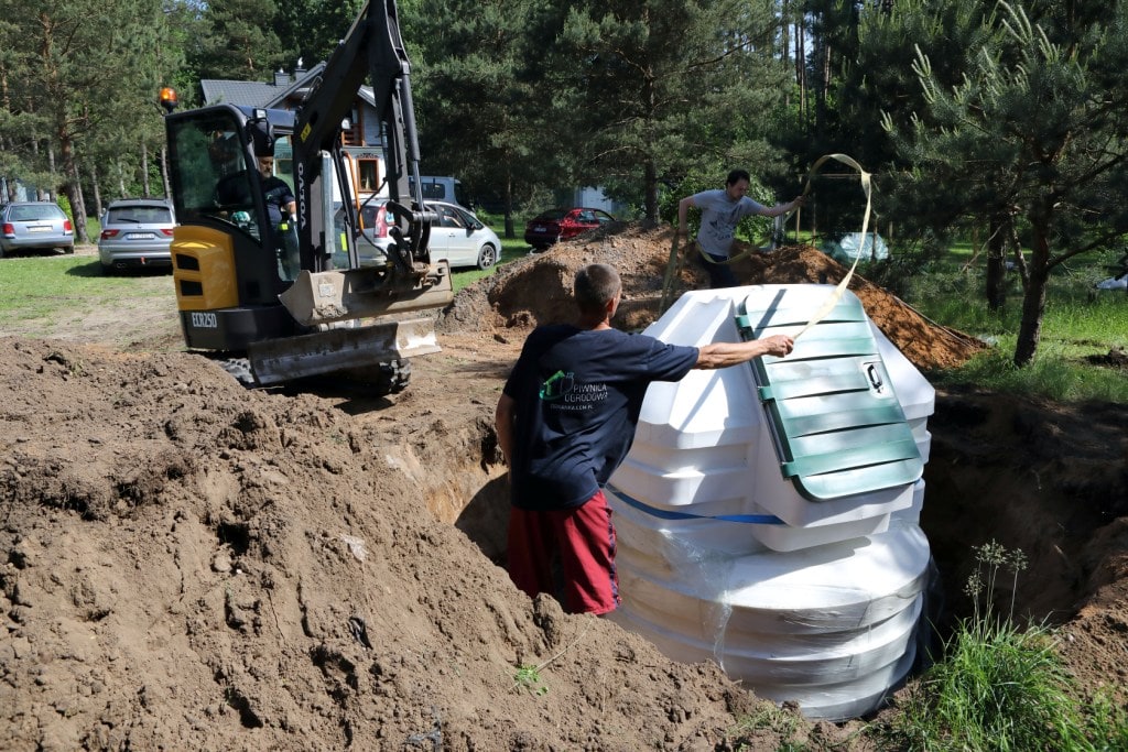 Zdjecie montazowe Piwnica ogrodowa Natural FRIDGE ®, spizarnia 2,5 m cylindryczny 99 zdjęć przedstawiają nasze zainstalowane piwnicę u klientów w Białymstoku, Bartoszyce, Bydgoszcz, Biala Podlaska, Augustow,  Piwnica 250 Natural Fridge  32 890  zł