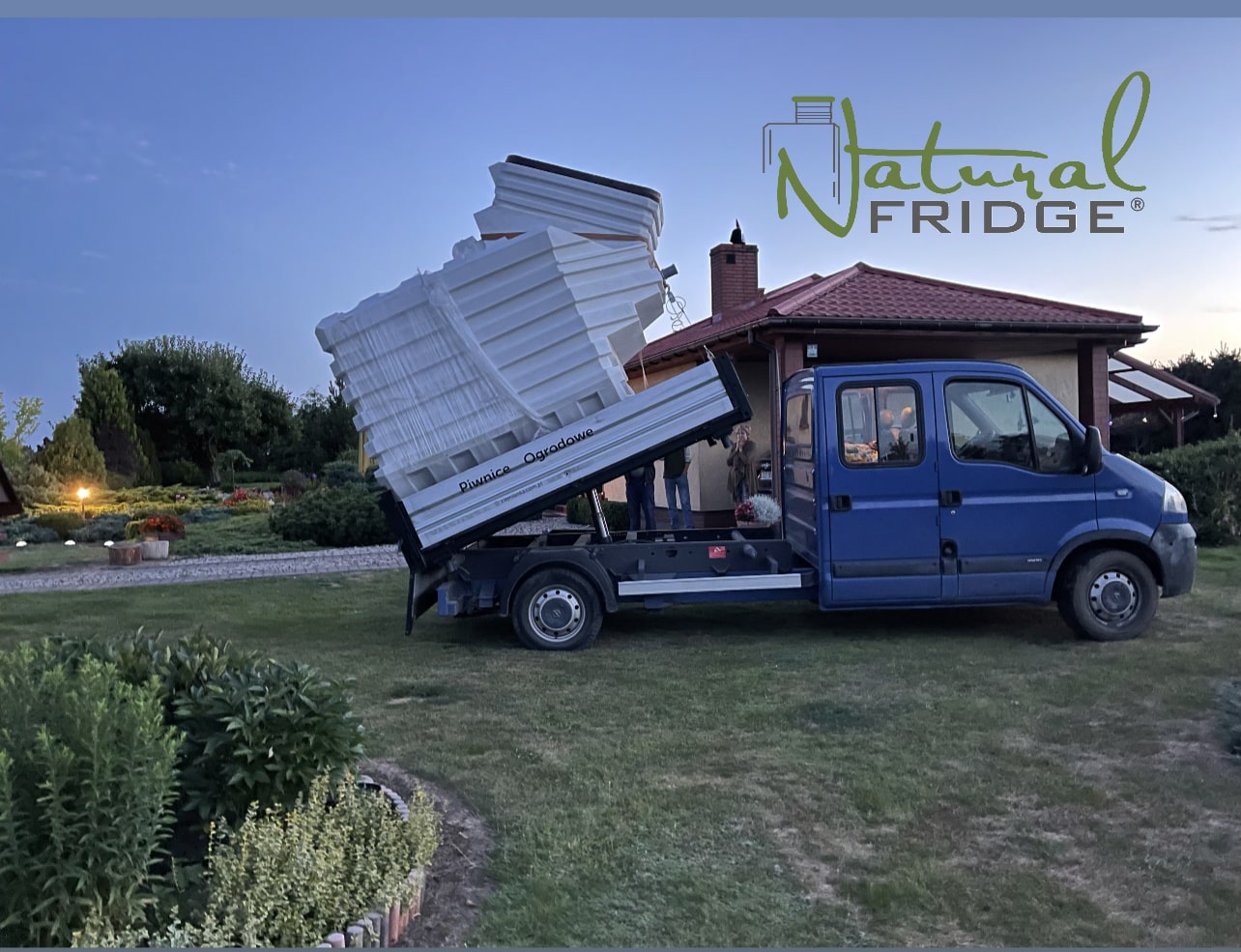 Piwnica ogrodowa Natural FRIDGE ®, spizarnia, ziemianka ogrodowa 2,0 m x 1,75 m z pochylym wejsciem Piwnica 2,0 m x 1,75 m Natural Fridge Realizujemy dostawy piwnic z naszych magazynów.  🍏 Piwnica 200x175 Natural Fridge  32 890  zł  Oferta