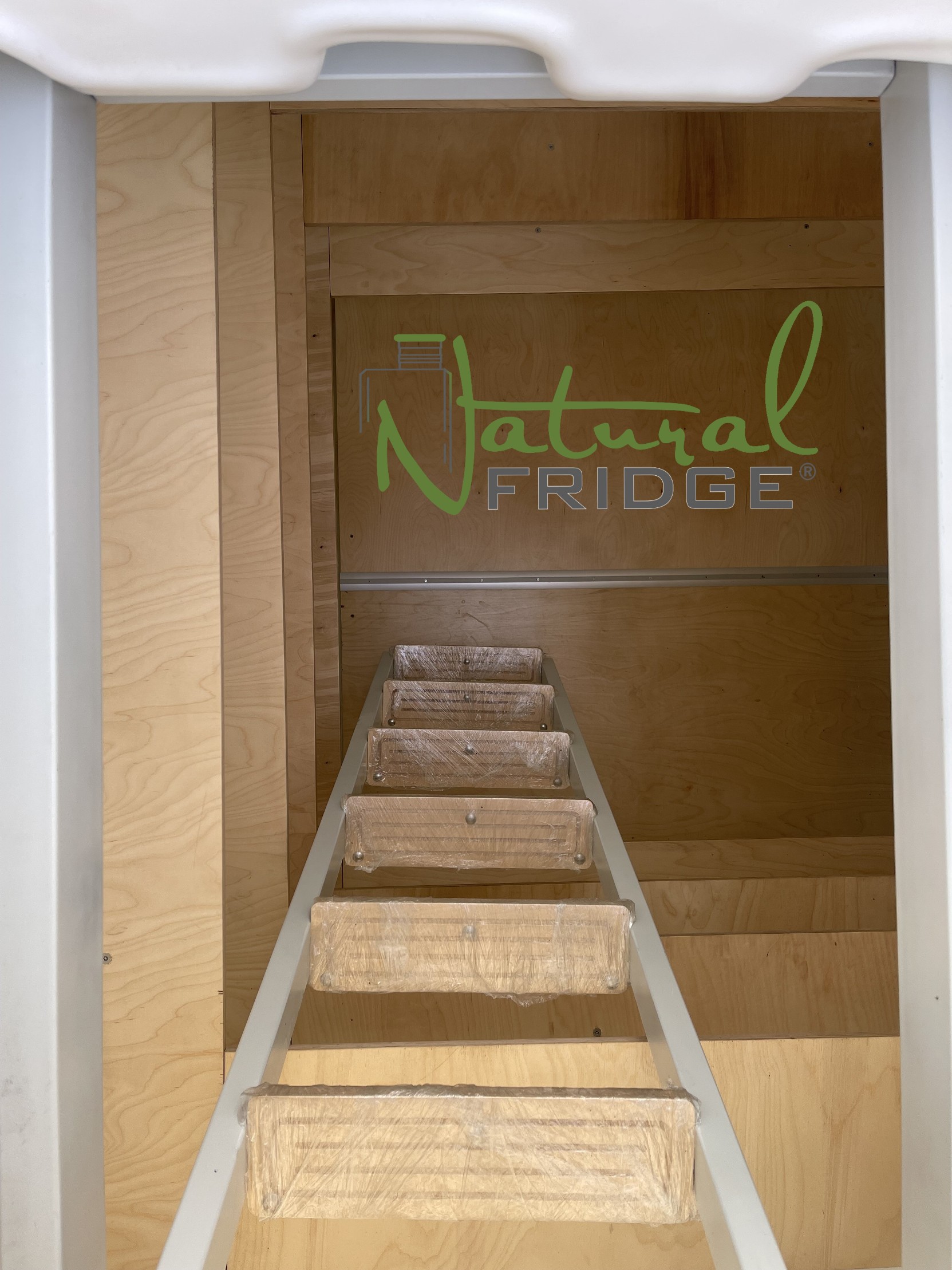 Piwnica ogrodowa Natural FRIDGE ®, spizarnia, ziemianka ogrodowa 2х2 m wewnatrz między 12-15 mm.  Rama Piwnica 200x200 Natural Fridge  31 680  zł