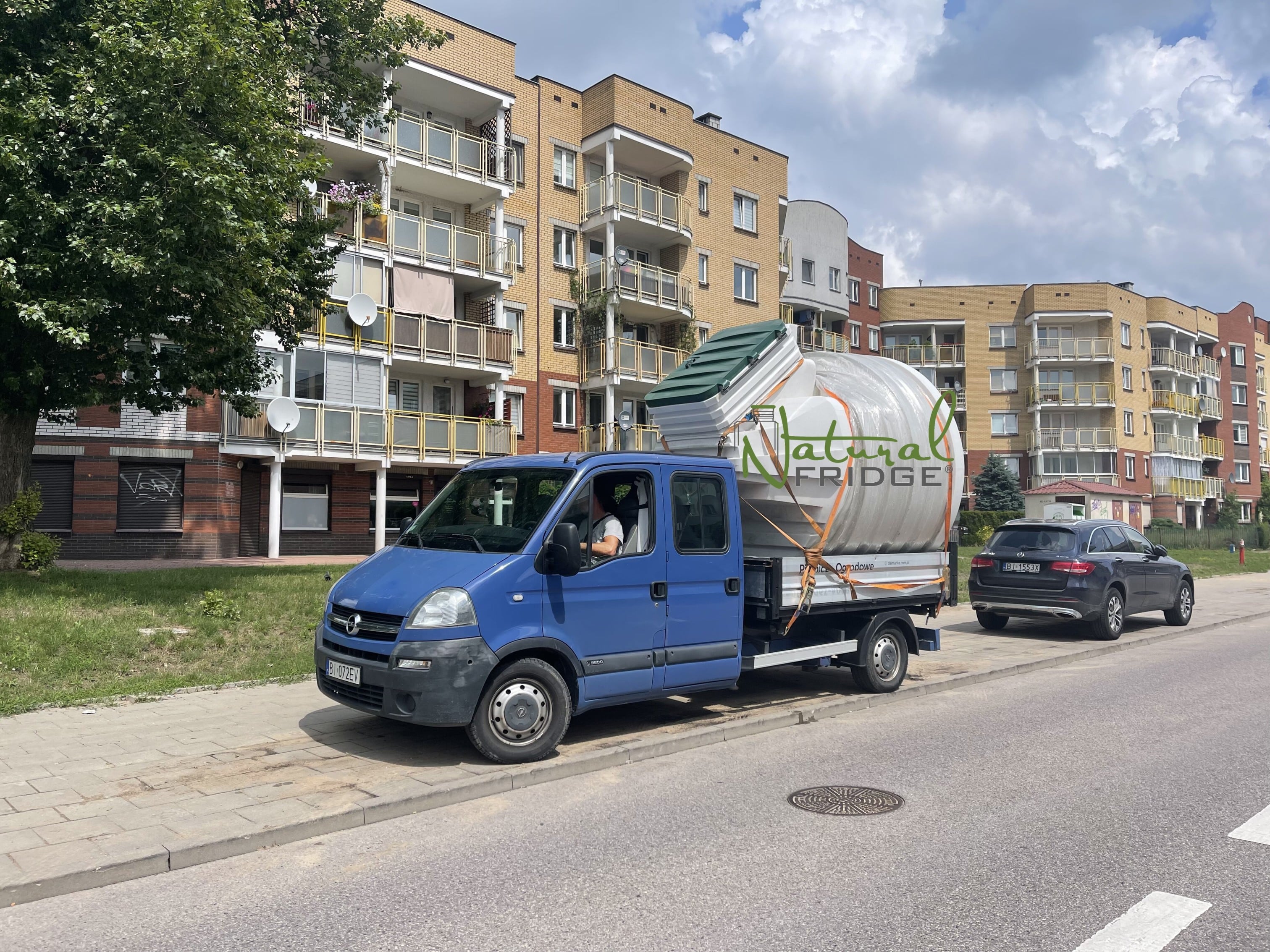 Plastikowa piwnica ogrodowa Natural FRIDGE ze skosnym wejsciem 2,5m - Montaż piwniczki ogrodowej (ogrodowa spizarnia, ziemianka podziemna) Warszawa, Polska, 2021 z rozładunkiem. Możesz samodzielnie odebrać piwnice  Piwnica 250 Natural Fridge  32 890  zł