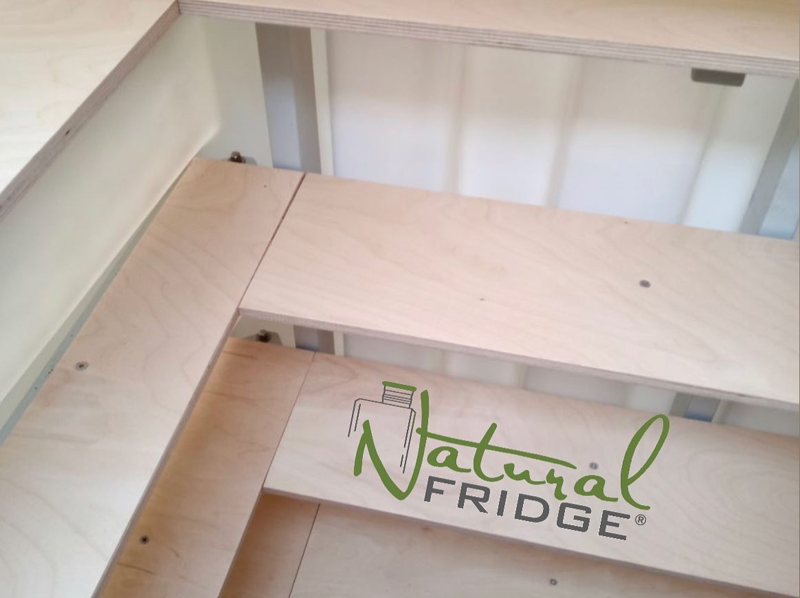 Piwnica ogrodowa Natural FRIDGE ®, spizarnia, ziemianka ogrodowa, podpol 1,5х1,5 m utrzymać duże ilości przetworów.  Wewnętrzny design Piwnica 200x200 Natural Fridge  31 680  zł
