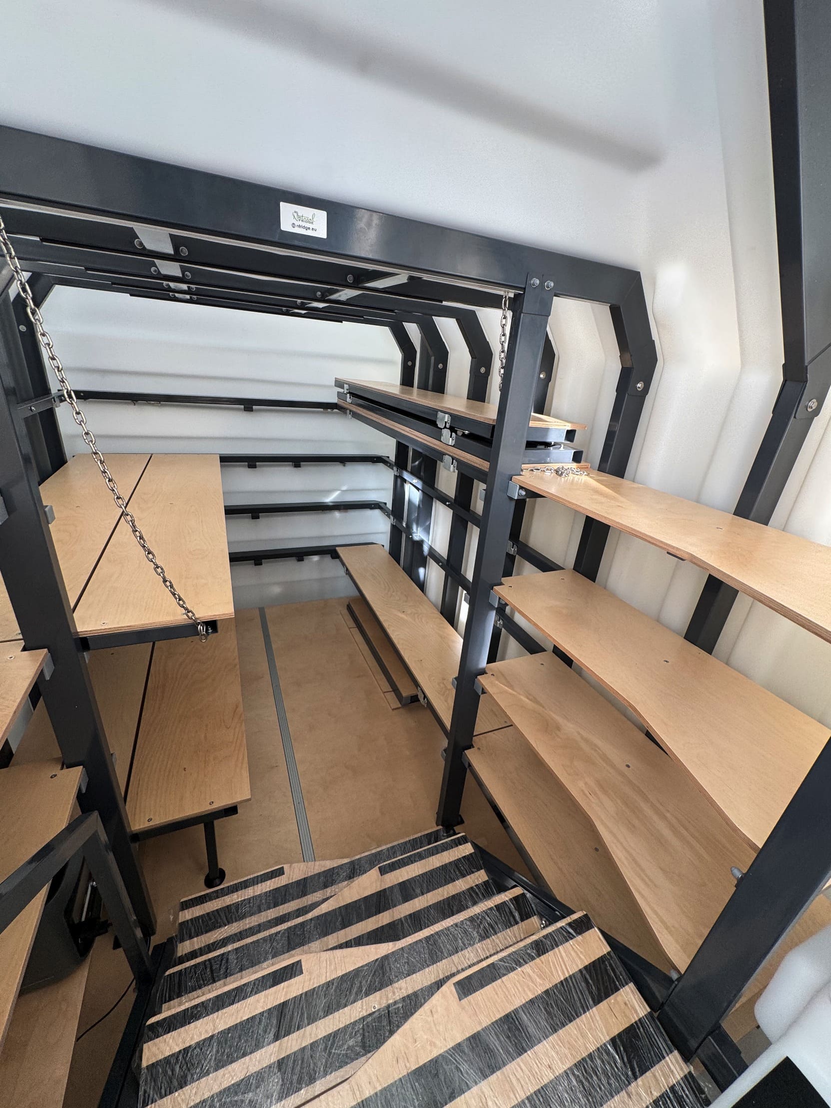 Schron 330 Zdjęcia Schron 330 Natural Fridge  69 200  zł