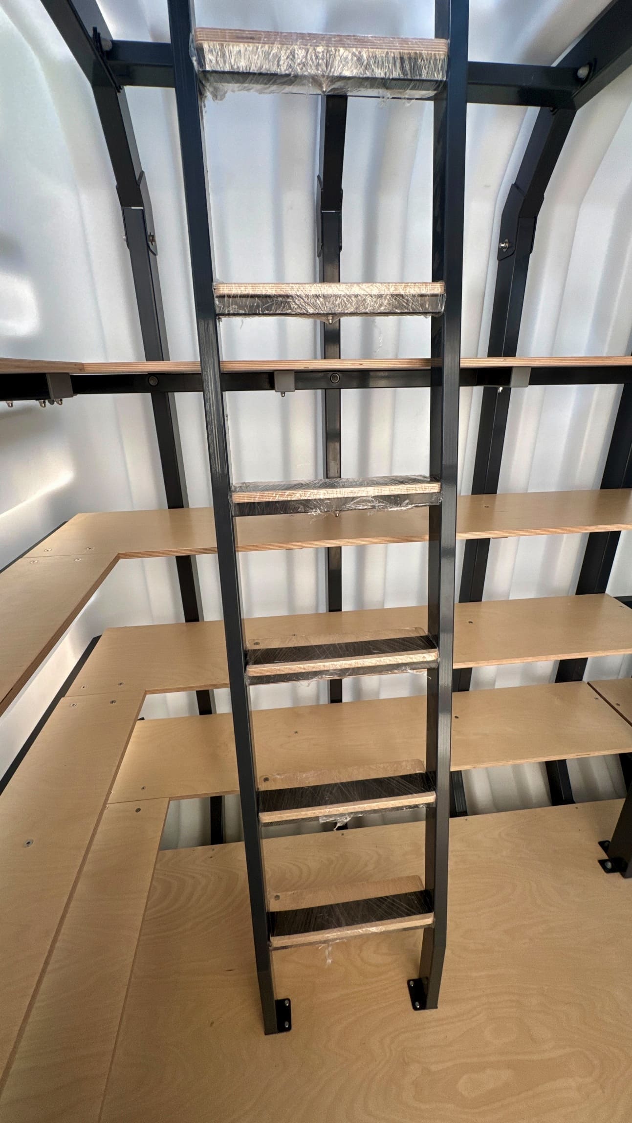 Schron 500 Zdjęcia Schron 500 Natural Fridge  98 900  zł