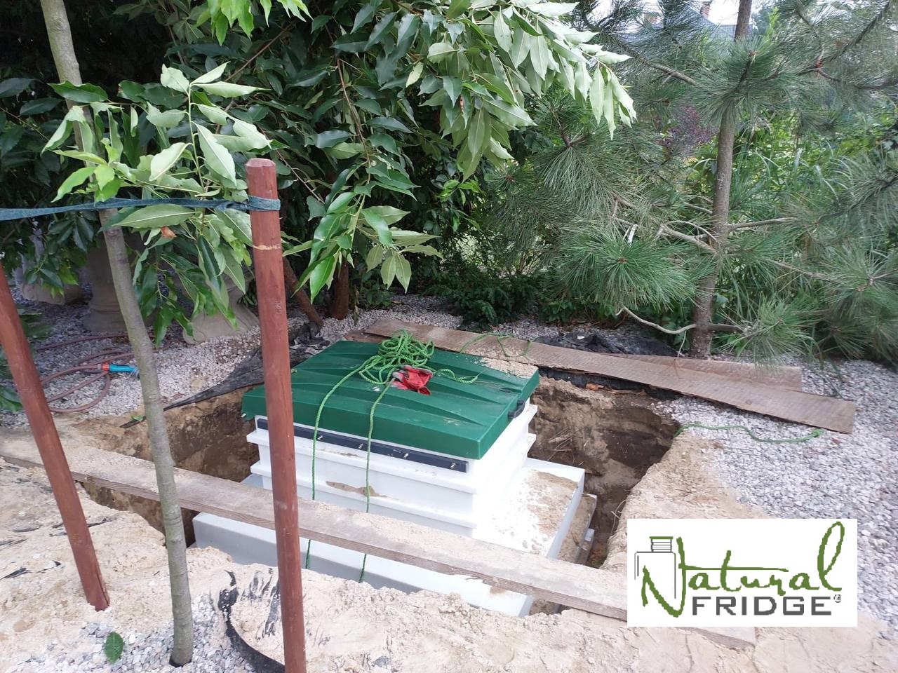 Spiżarnia podziemna małe ziemianka Realizacja Piwniczka 120x160 Natural Fridge  9 980  zł